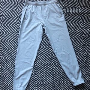 Lulu Lemon Men’s Jogger.